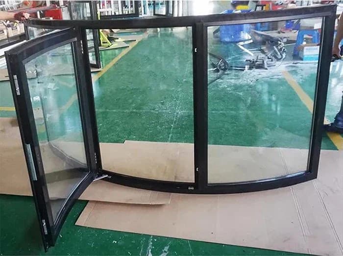 Jendela Lengkung thumbnail 2