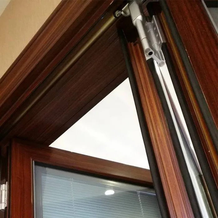 Elite 75 Series Bifold Patio Doors thumbnail 4