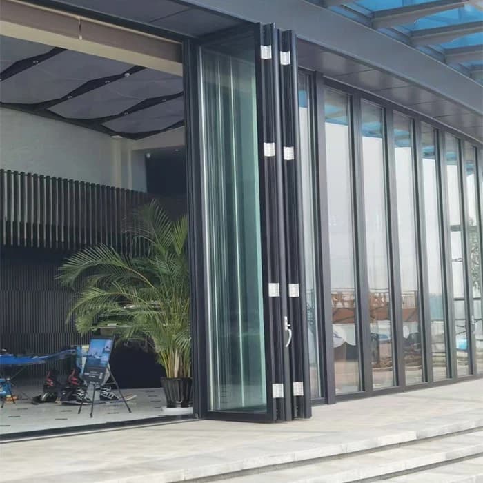 Heavy-Duty Thermal Break Bifold Doors thumbnail 3
