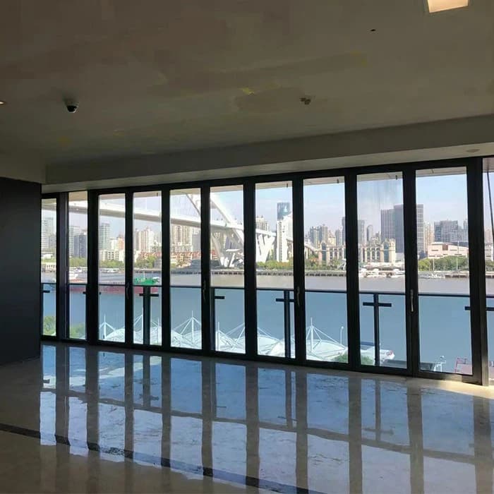 External Folding Doors thumbnail 3