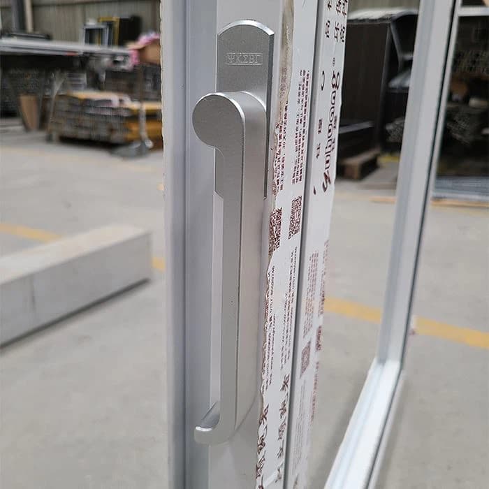 Glass And Door thumbnail 4