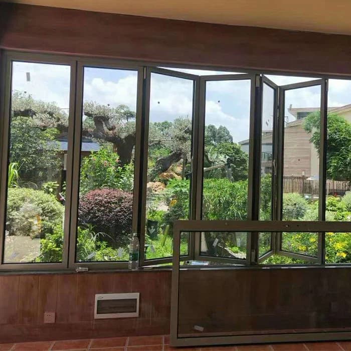 Space-Saving Bifold Windows thumbnail 3