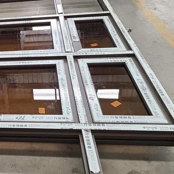 Jendela Besar thumbnail 3