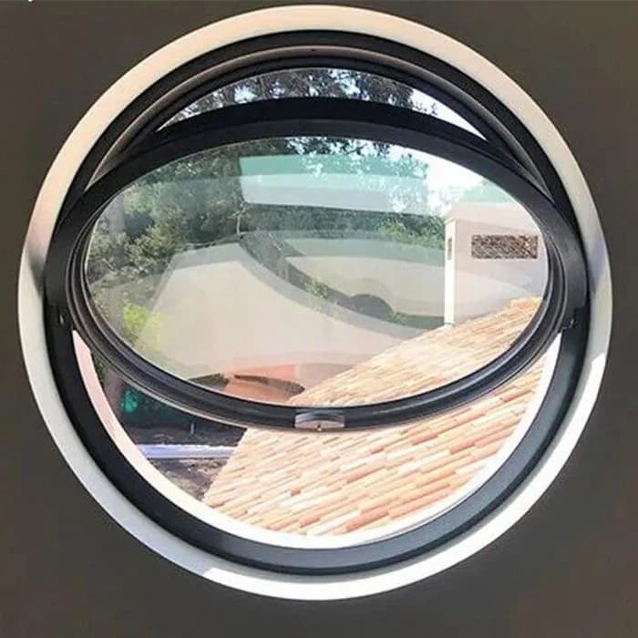 Round Window thumbnail 2