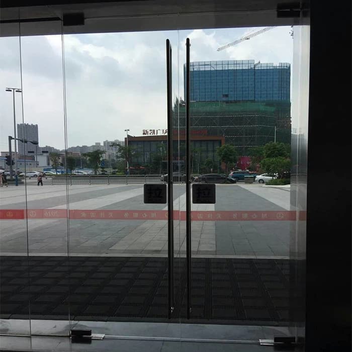 Glass Panel Door thumbnail 3