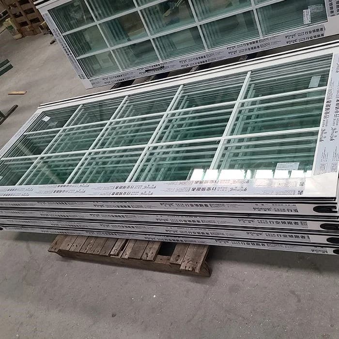 Pintu interior desain kisi-kisi aluminium thumbnail 3