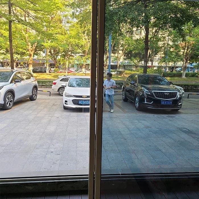 Pintu Aluminium Perunggu thumbnail 4