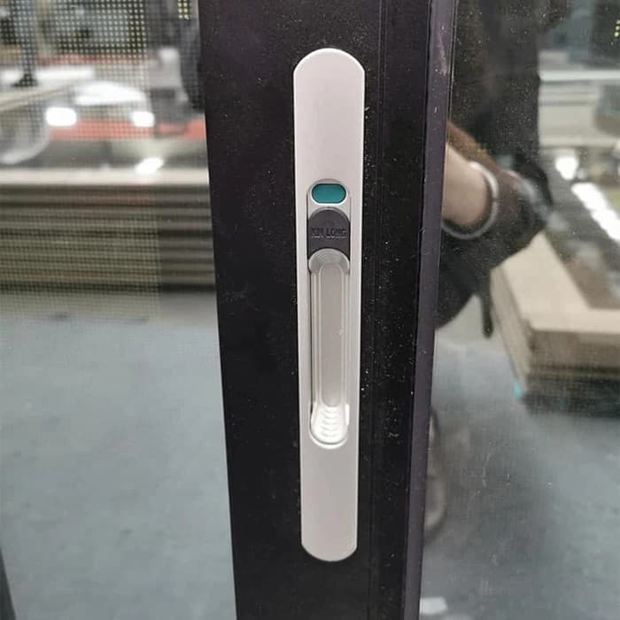 Aluminium Black Windows thumbnail 2