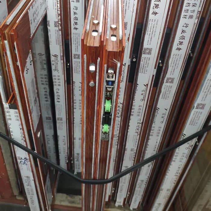 Aluminium Glass Windows thumbnail 3