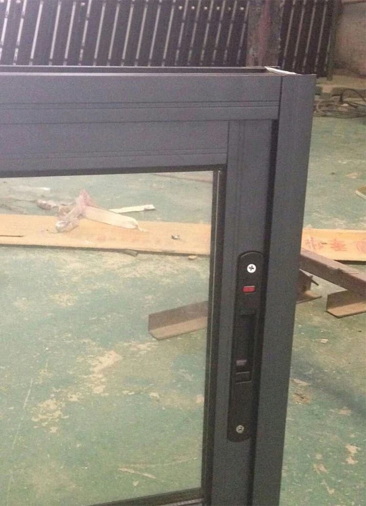 Jendela Kaca Aluminium Tingkat Proyek thumbnail 2