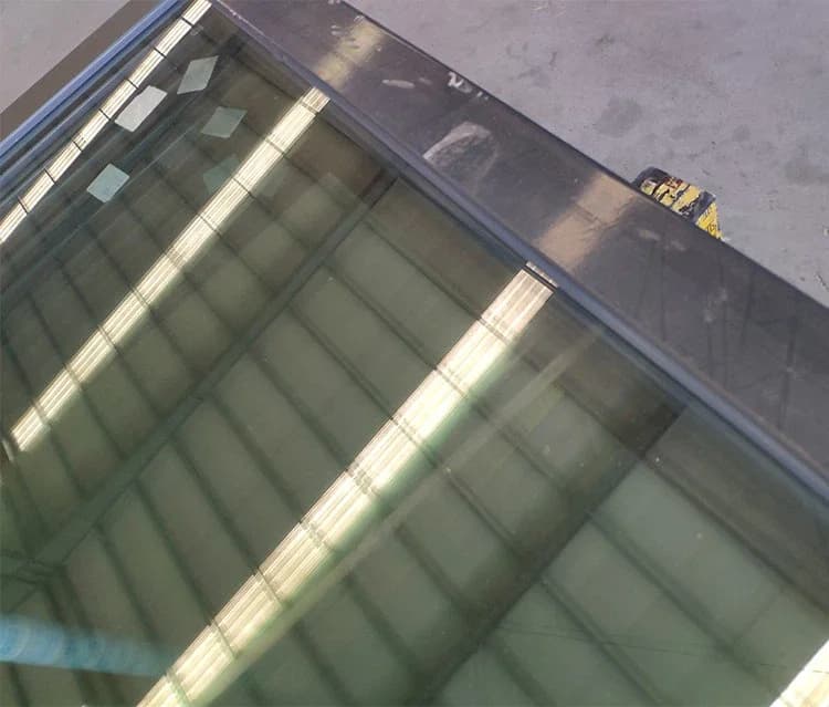 Jendela Kaca Aluminium Tingkat Proyek thumbnail 3