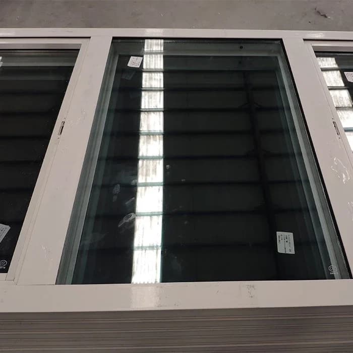 Jendela Aluminium Klasik Putih thumbnail 7