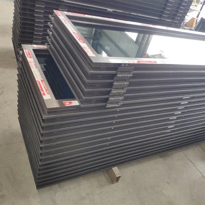 Pintu Prancis Aluminium dan Kaca thumbnail 2