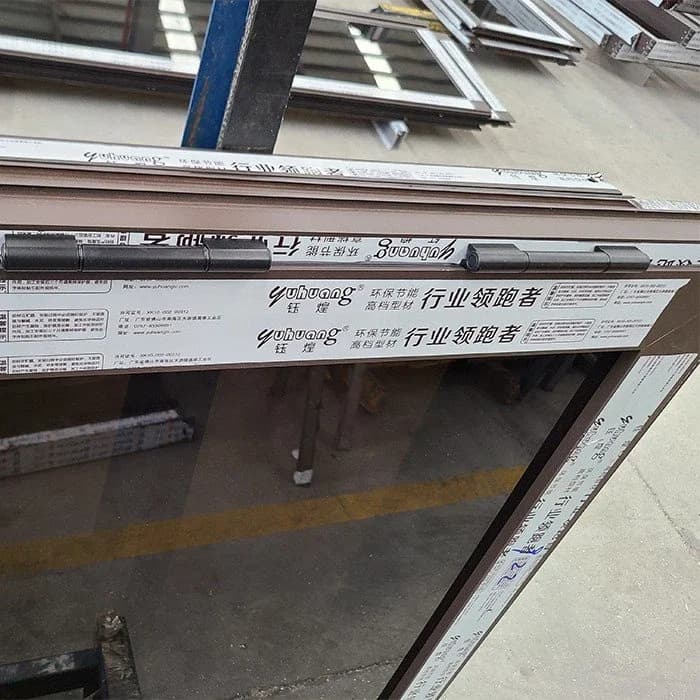 Pintu Kaca Aluminium thumbnail 4