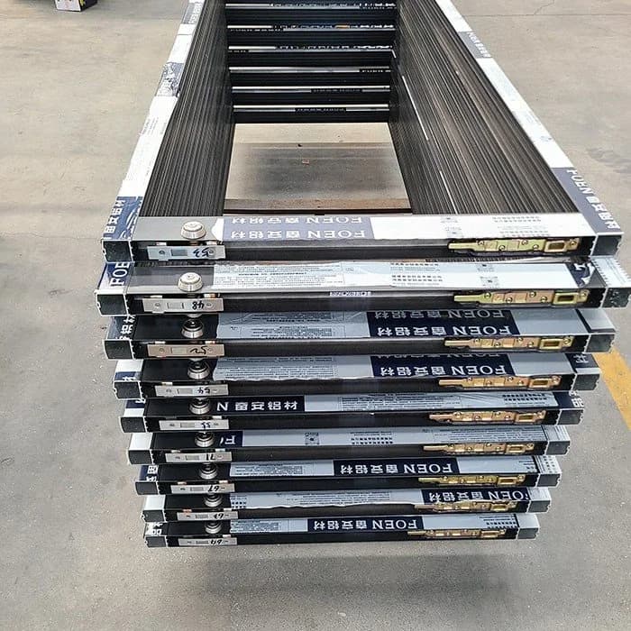 Pintu Aluminium Komersial thumbnail 5