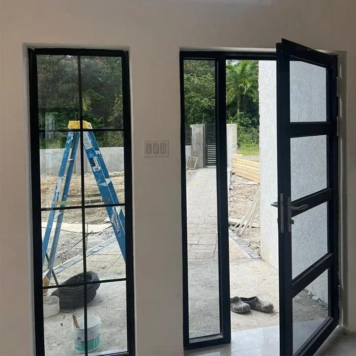 Pintu Aluminium Eksterior