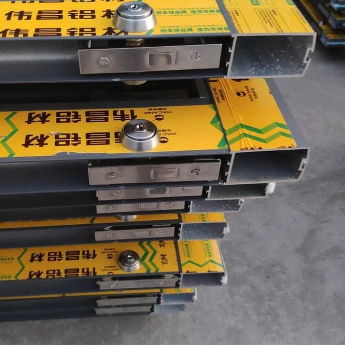 Pintu Aluminium Pivot thumbnail 4