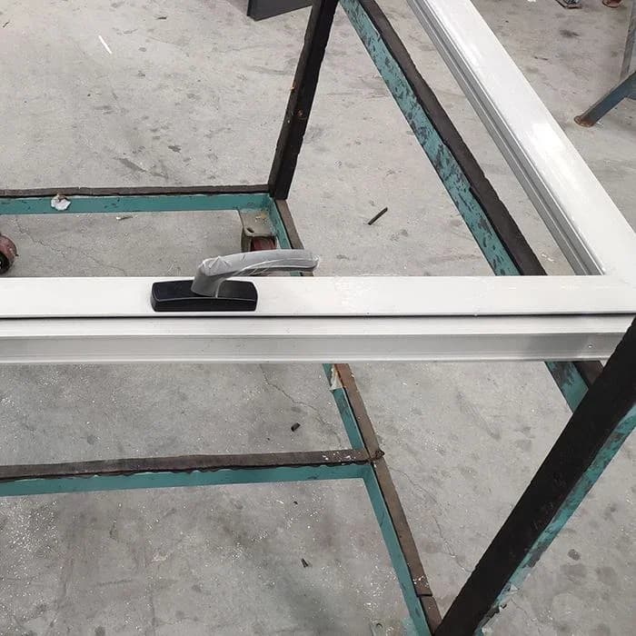 Jendela Tilt and Turn thumbnail 5