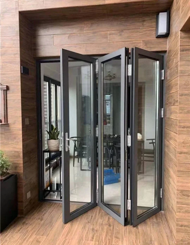 Portes pliantes coulissantes en aluminium thumbnail 2