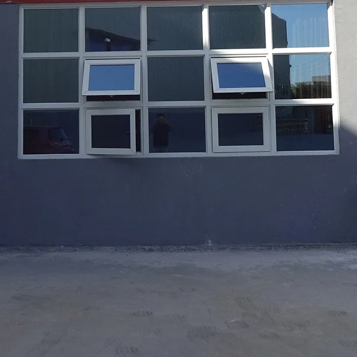 Commercial Aluminium Windows thumbnail 5